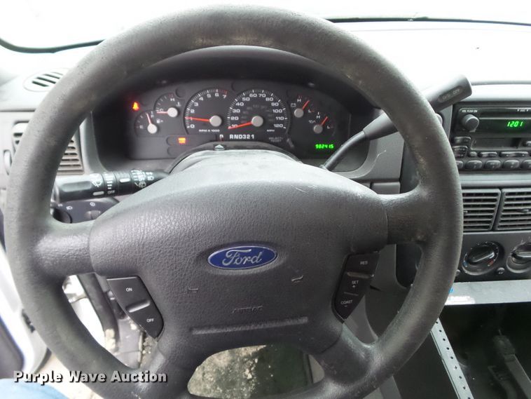 image for item EM9249 2003 Ford Explorer XLS SUV