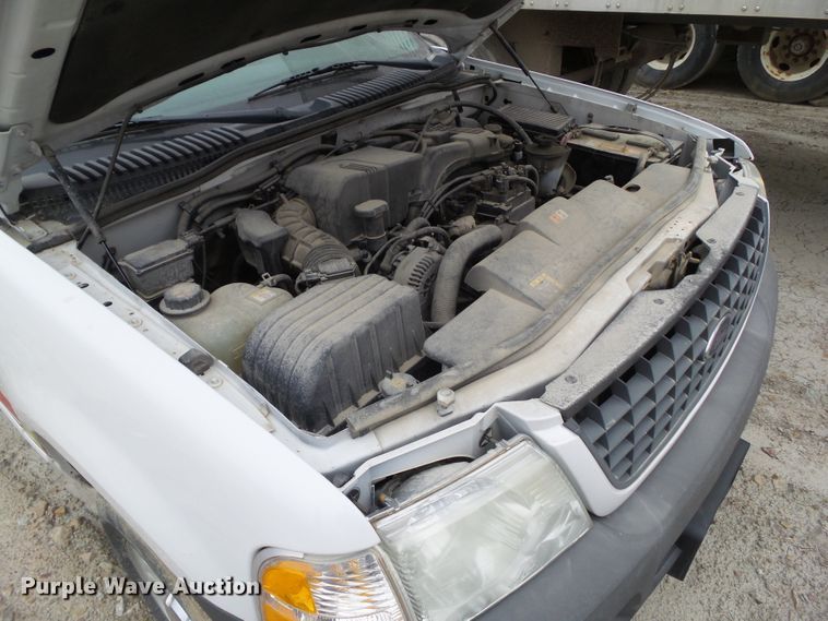 image for item EM9249 2003 Ford Explorer XLS SUV