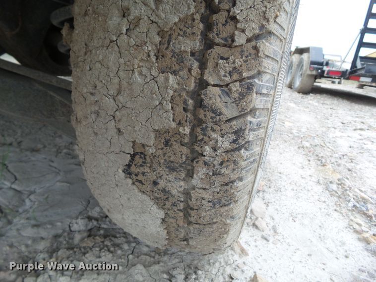 image for item EM9249 2003 Ford Explorer XLS SUV