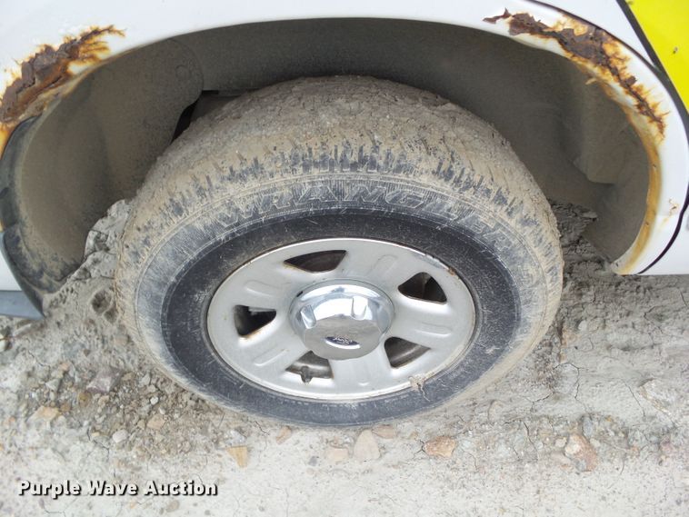 image for item EM9249 2003 Ford Explorer XLS SUV