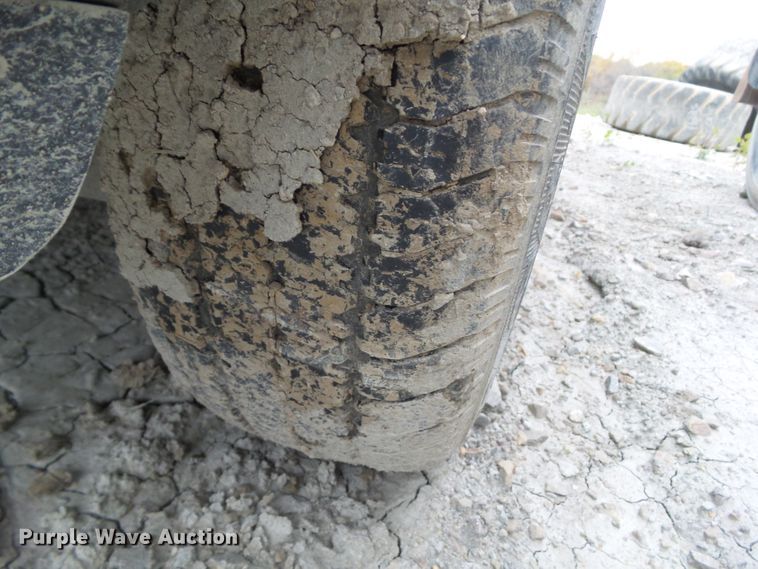 image for item EM9249 2003 Ford Explorer XLS SUV