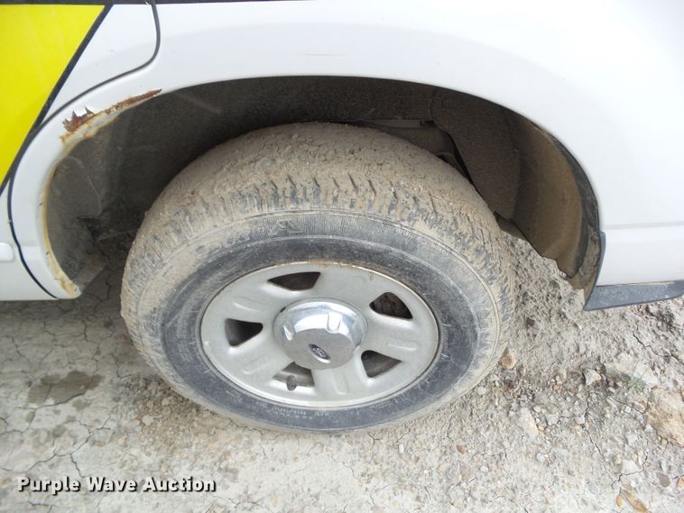 image for item EM9249 2003 Ford Explorer XLS SUV