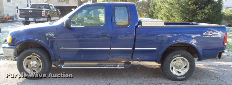 image for item EM9856 1997 Ford F150 SuperCab pickup truck