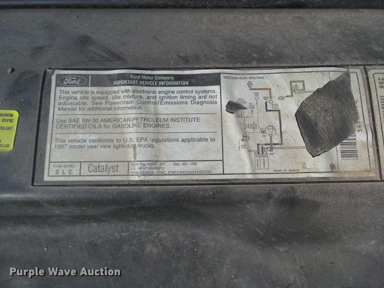 image for item EM9856 1997 Ford F150 SuperCab pickup truck