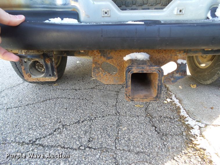 image for item EM9856 1997 Ford F150 SuperCab pickup truck