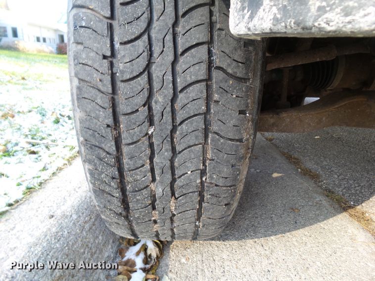 image for item EM9856 1997 Ford F150 SuperCab pickup truck