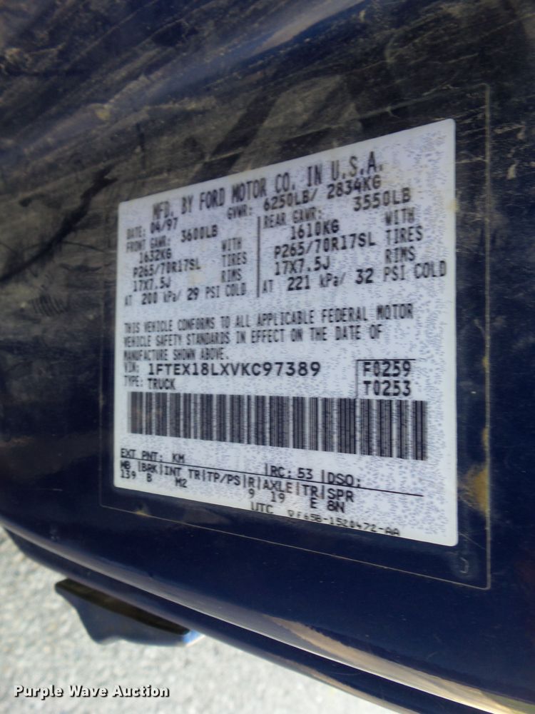 image for item EM9856 1997 Ford F150 SuperCab pickup truck