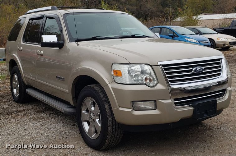image for item ET9940 2006 Ford Explorer SUV