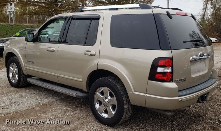 image for item ET9940 2006 Ford Explorer SUV
