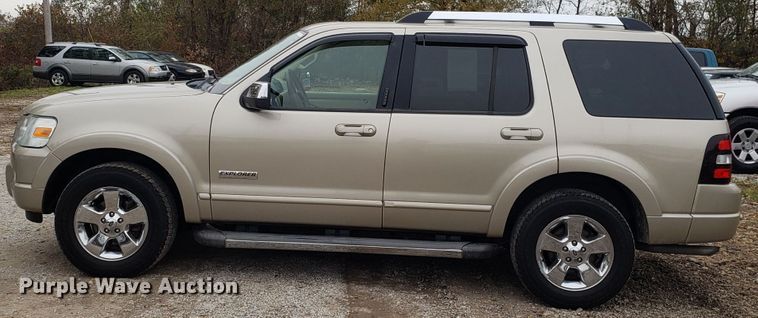 image for item ET9940 2006 Ford Explorer SUV