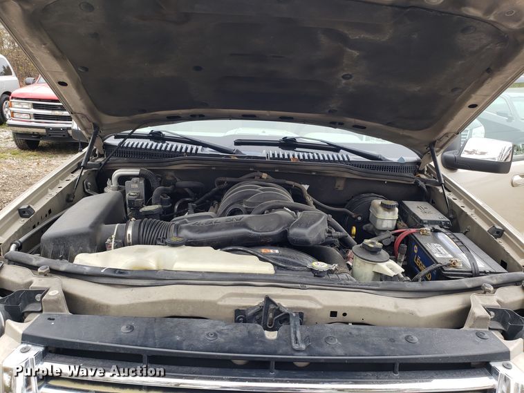 image for item ET9940 2006 Ford Explorer SUV