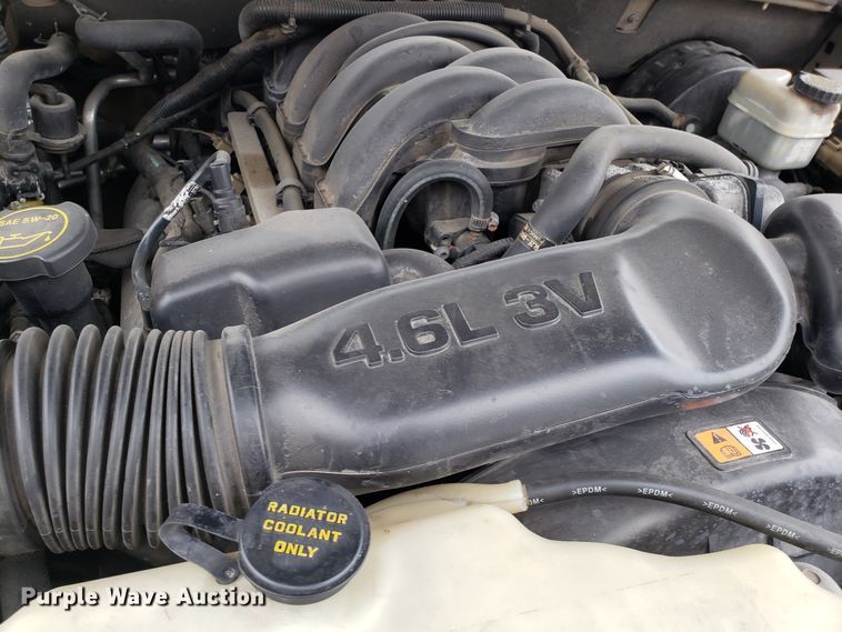 image for item ET9940 2006 Ford Explorer SUV