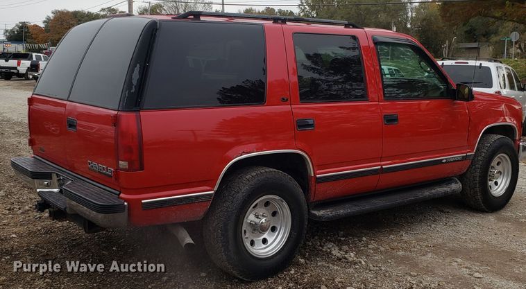 image for item ET9941 1999 Chevrolet Tahoe SUV
