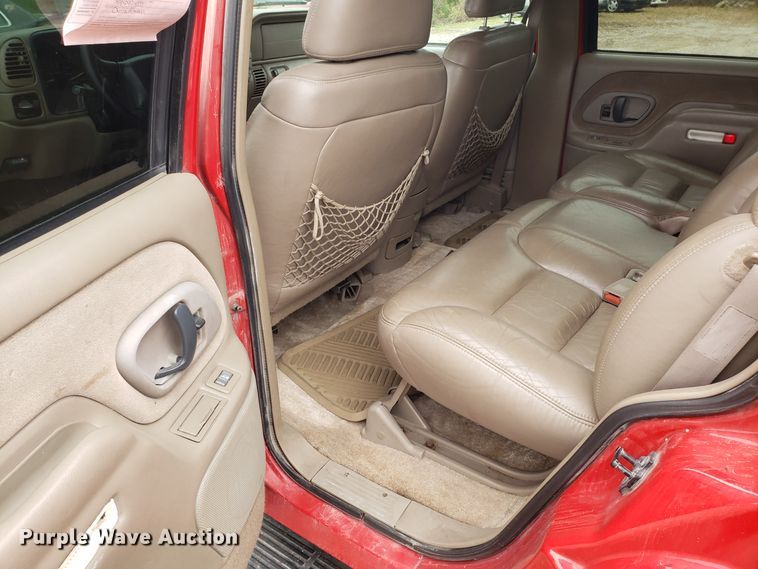 image for item ET9941 1999 Chevrolet Tahoe SUV