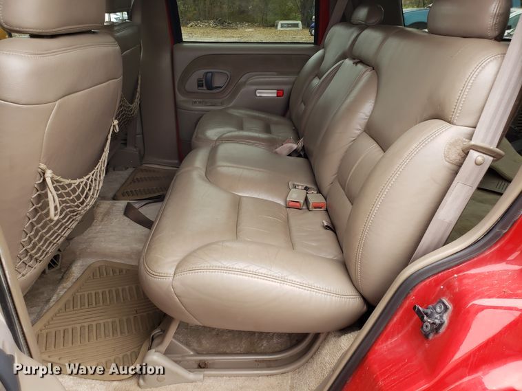 image for item ET9941 1999 Chevrolet Tahoe SUV