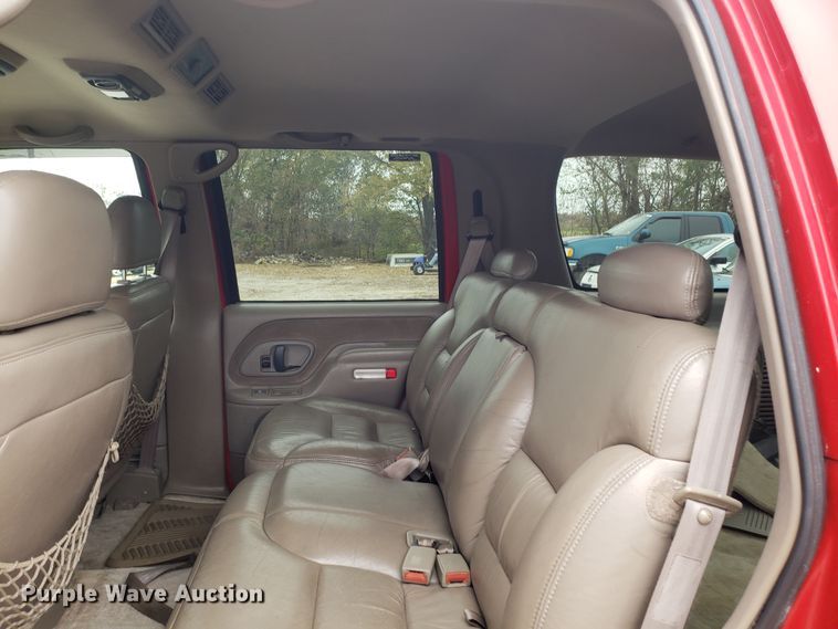 image for item ET9941 1999 Chevrolet Tahoe SUV