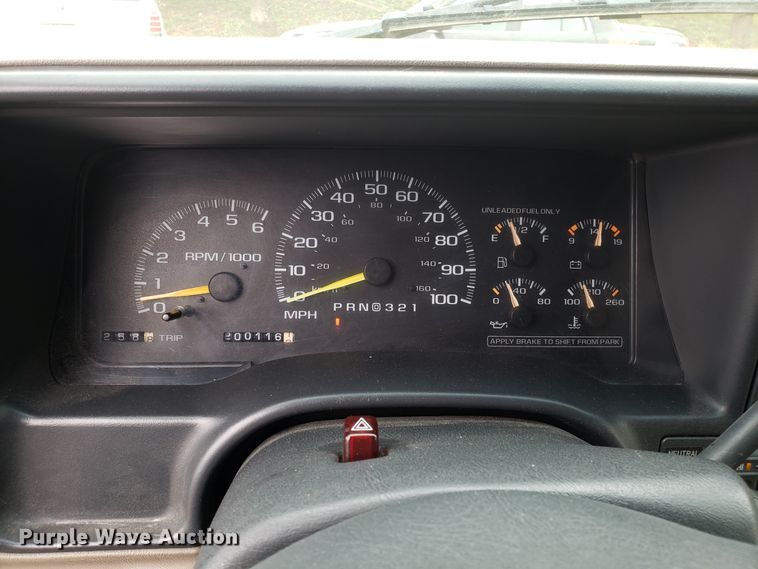 image for item ET9941 1999 Chevrolet Tahoe SUV