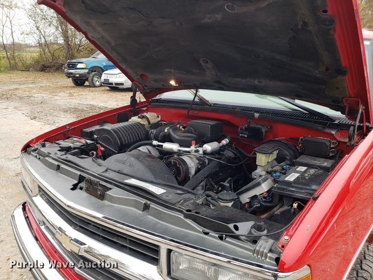 image for item ET9941 1999 Chevrolet Tahoe SUV