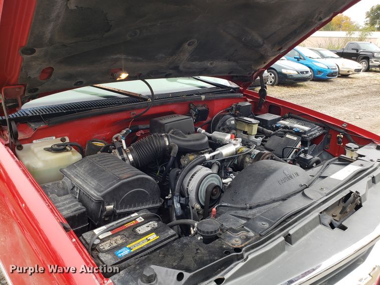 image for item ET9941 1999 Chevrolet Tahoe SUV