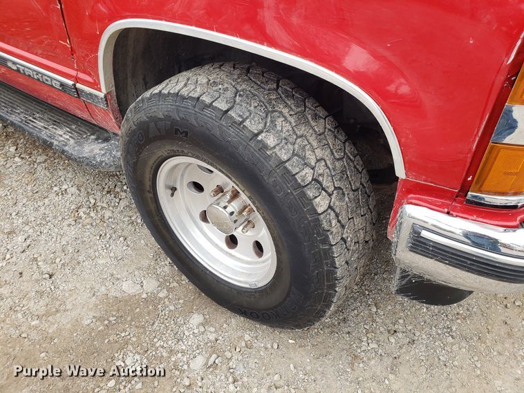 image for item ET9941 1999 Chevrolet Tahoe SUV