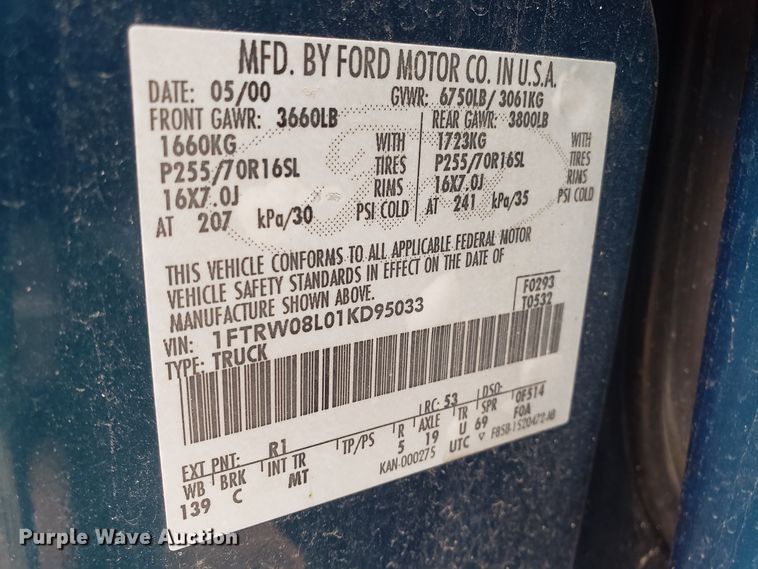 image for item ET9945 2001 Ford F150 SuperCrew pickup truck