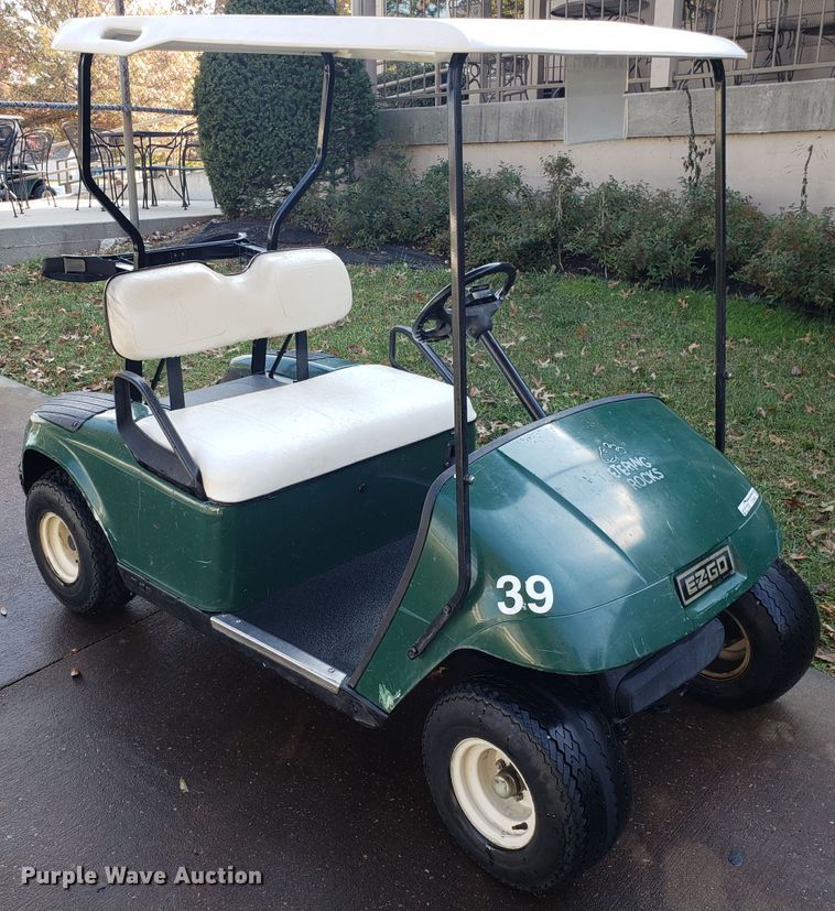 image for item ET9956 Ez-go golf cart