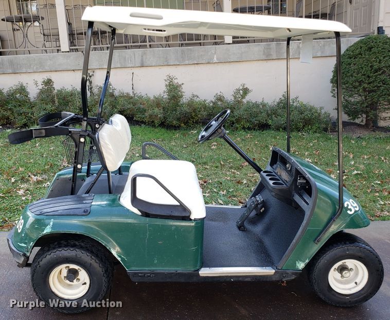 image for item ET9956 Ez-go golf cart