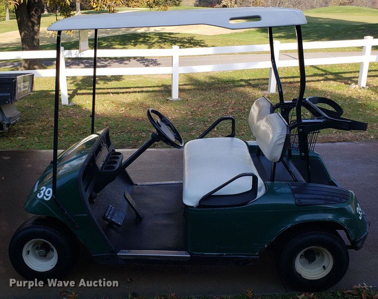 image for item ET9956 Ez-go golf cart