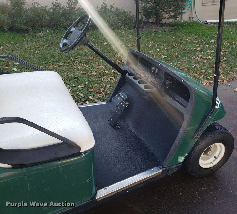 image for item ET9956 Ez-go golf cart