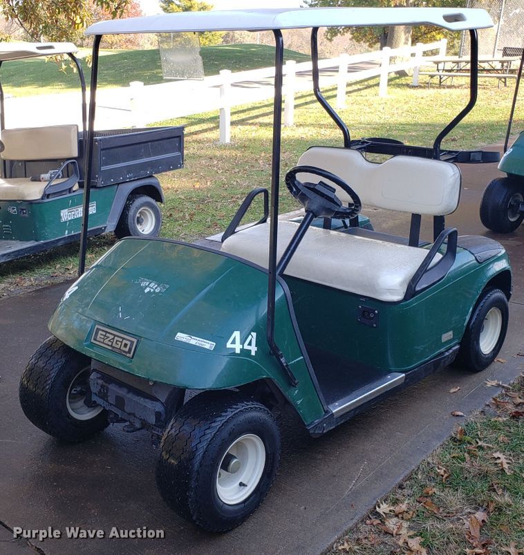 image for item ET9957 Ez-go golf cart