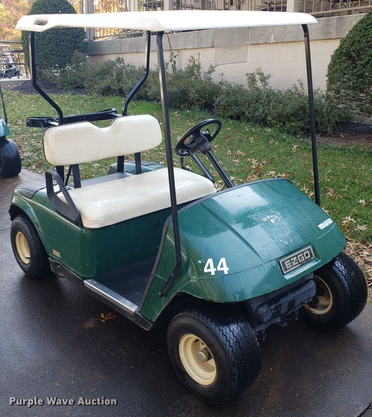 image for item ET9957 Ez-go golf cart