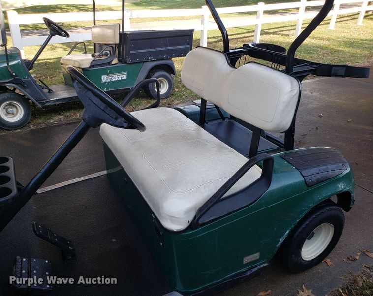 image for item ET9957 Ez-go golf cart