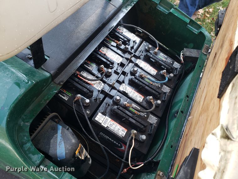 image for item ET9957 Ez-go golf cart