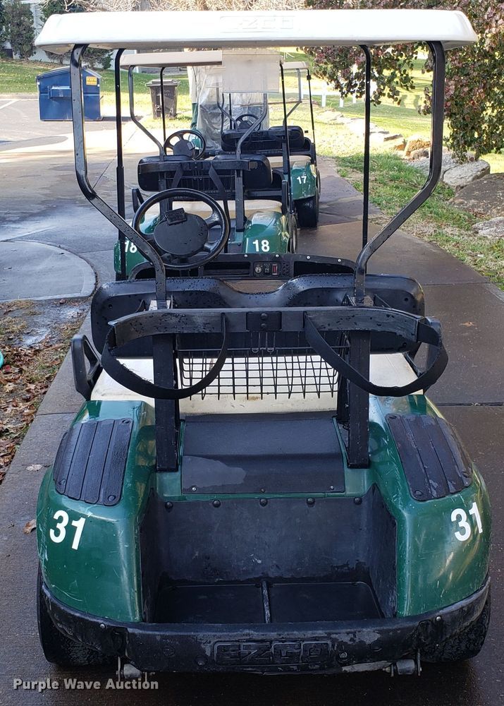 image for item ET9958 Ez-go golf cart