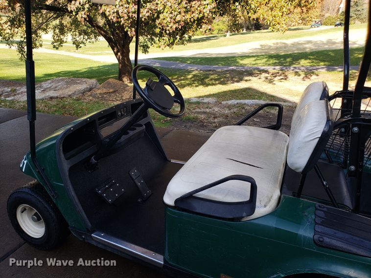image for item ET9958 Ez-go golf cart