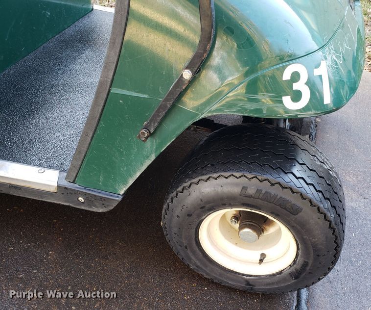 image for item ET9958 Ez-go golf cart