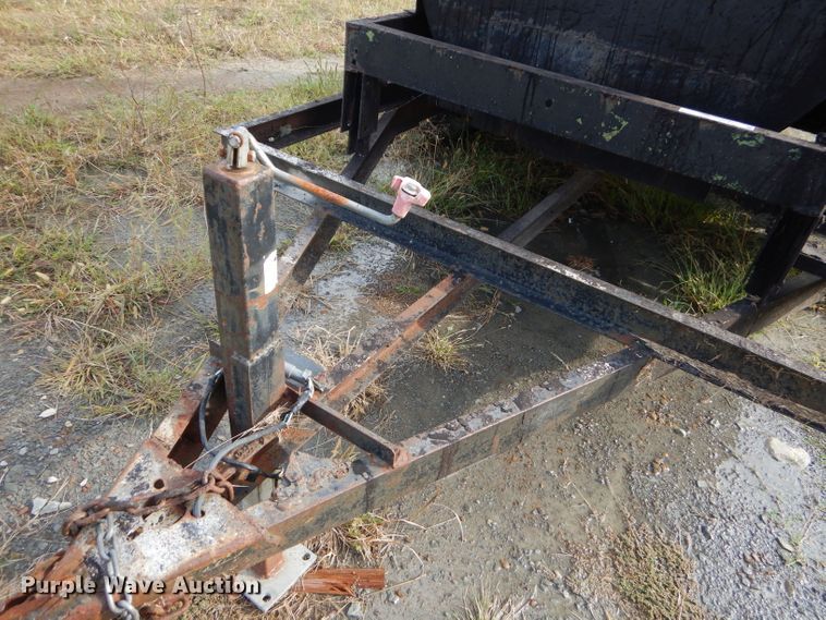 image for item EY9321 Shop built tank trailer