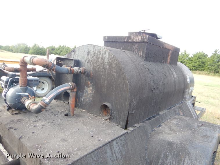 image for item EY9321 Shop built tank trailer