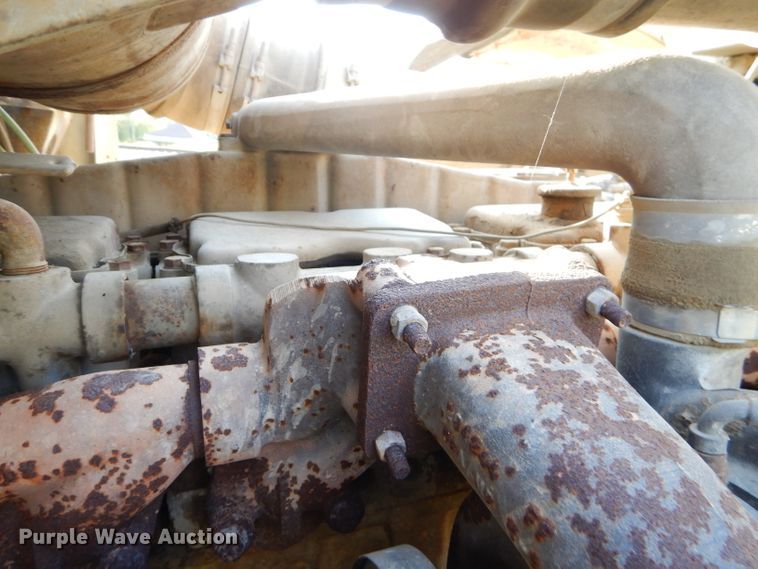 image for item EY9326 1980 Freightliner truck cab and chassis