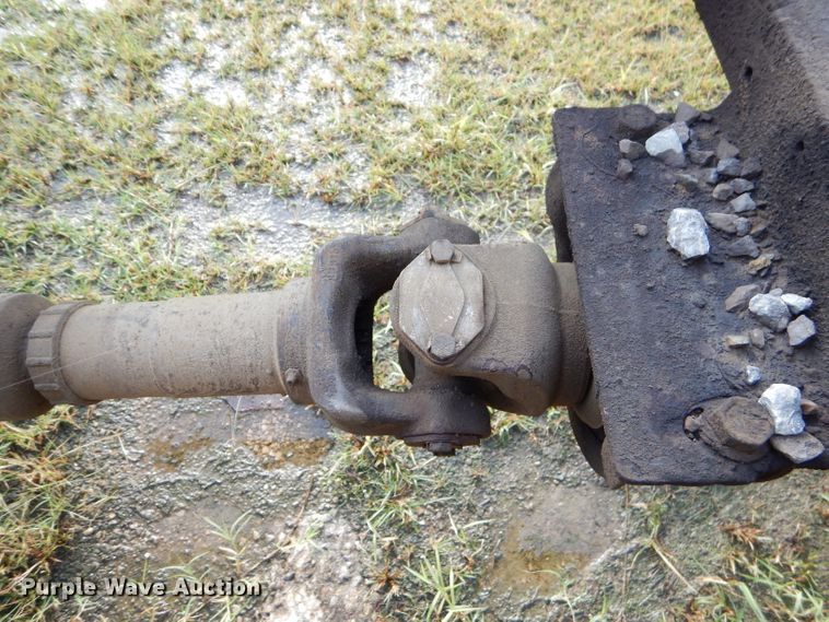 image for item EY9326 1980 Freightliner truck cab and chassis