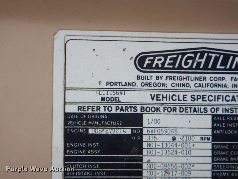 image for item EY9326 1980 Freightliner truck cab and chassis