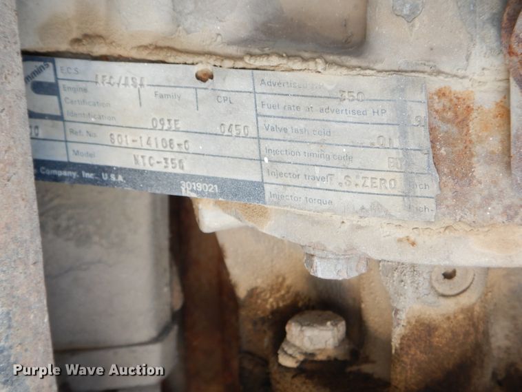 image for item EY9326 1980 Freightliner truck cab and chassis