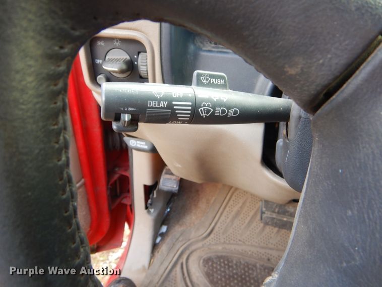 image for item EY9329 1998 Chevrolet Tahoe SUV