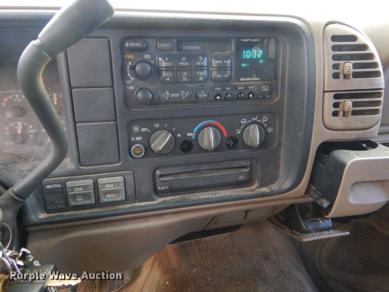 image for item EY9329 1998 Chevrolet Tahoe SUV