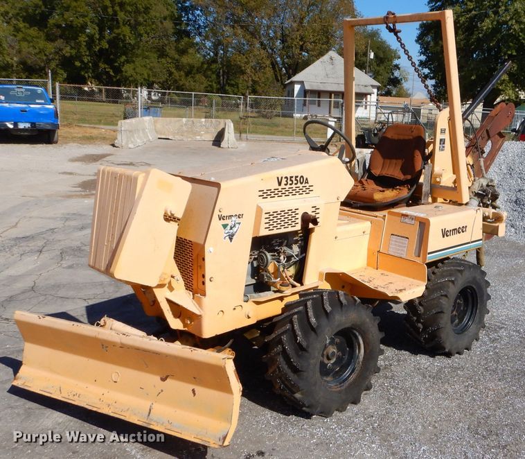 image for item EY9403 1997 Vermeer V3550A trencher