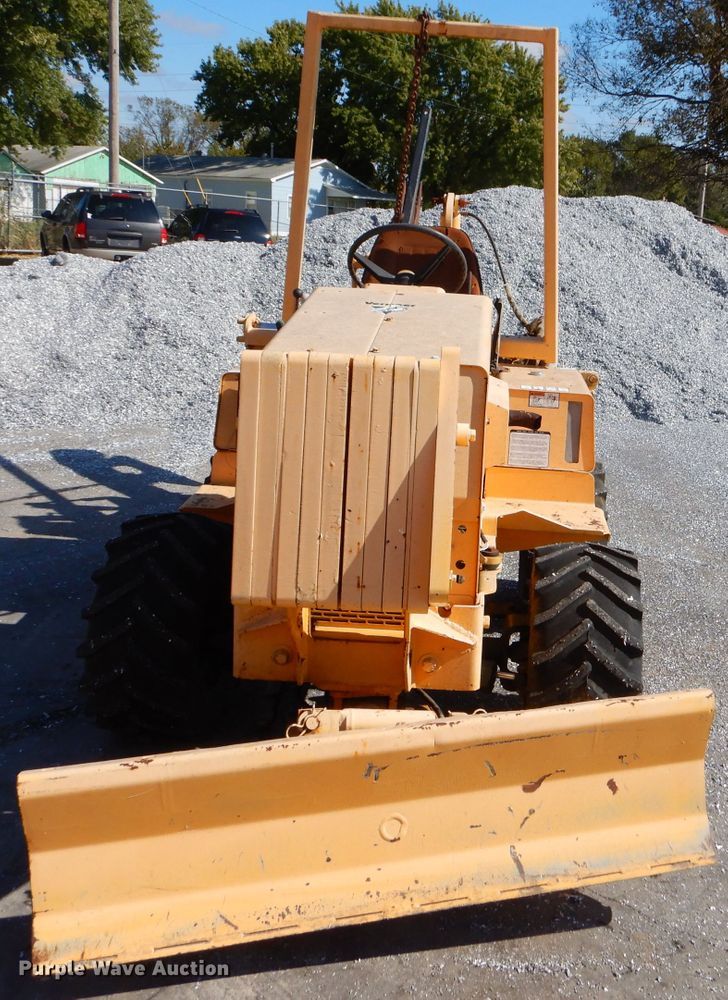 image for item EY9403 1997 Vermeer V3550A trencher