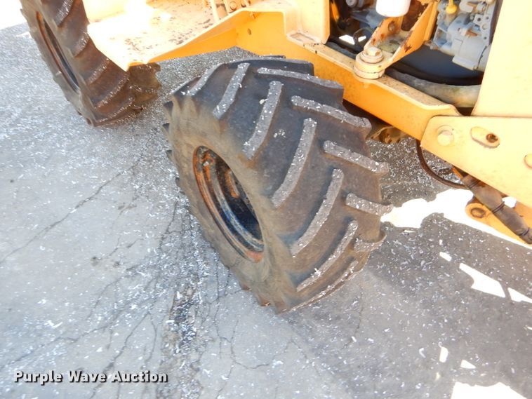 image for item EY9403 1997 Vermeer V3550A trencher