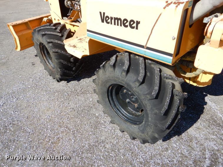 image for item EY9403 1997 Vermeer V3550A trencher