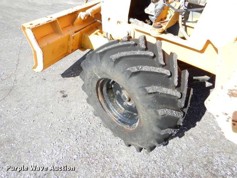 image for item EY9403 1997 Vermeer V3550A trencher