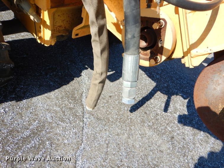 image for item EY9403 1997 Vermeer V3550A trencher